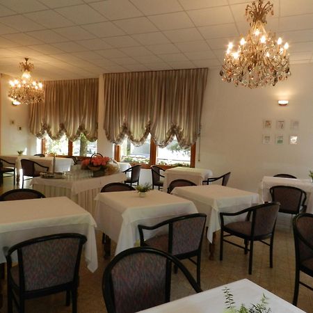 Park Hotel Albisola Superiore Eksteriør bilde