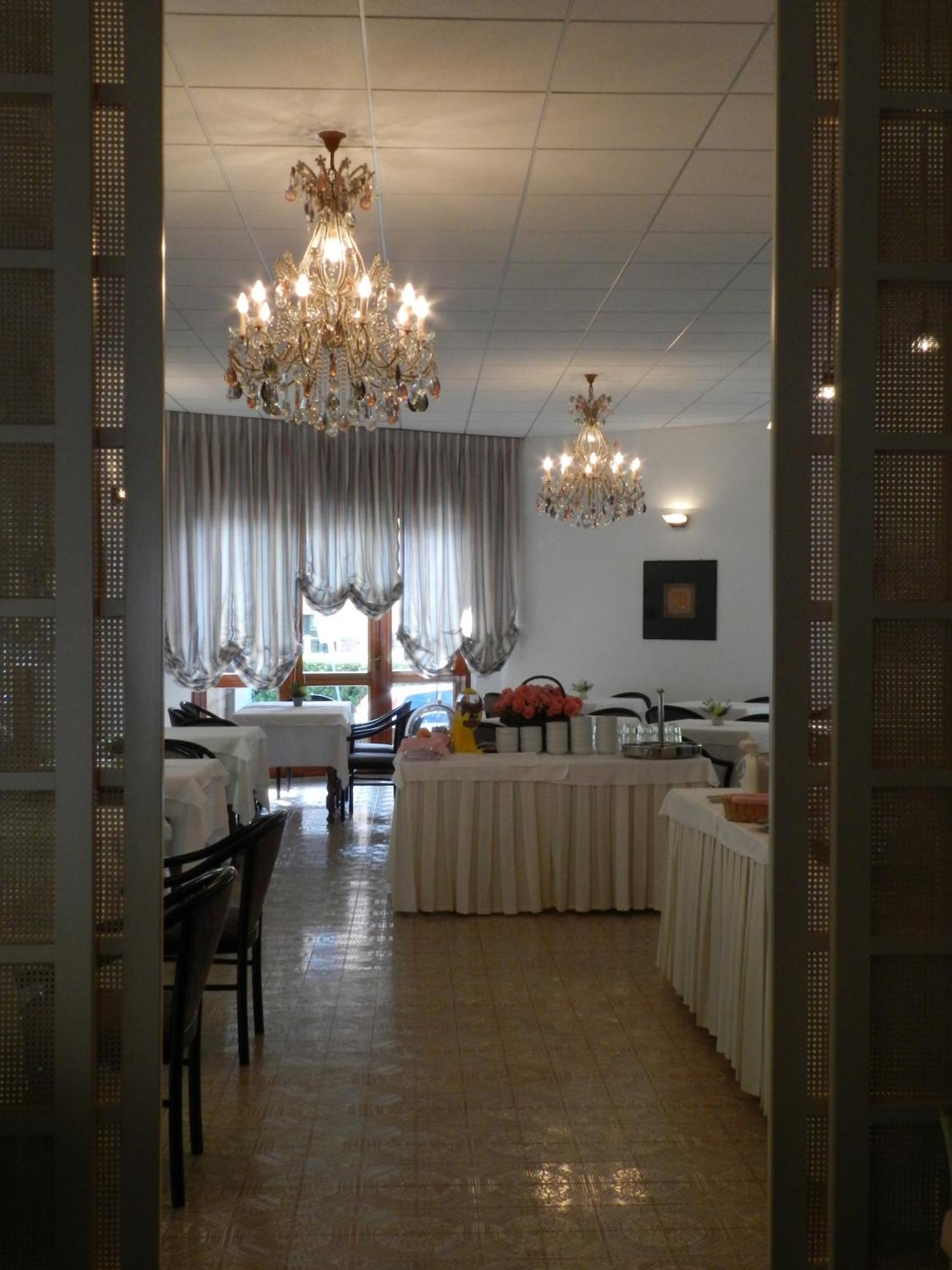 Park Hotel Albisola Superiore Eksteriør bilde